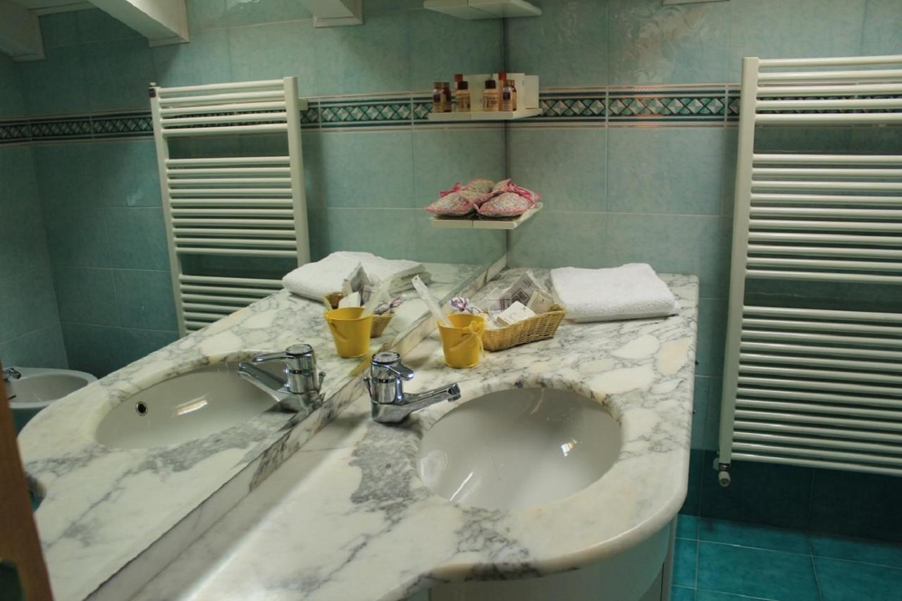 Tiarno di Sotto Residence Zecchini المظهر الخارجي الصورة