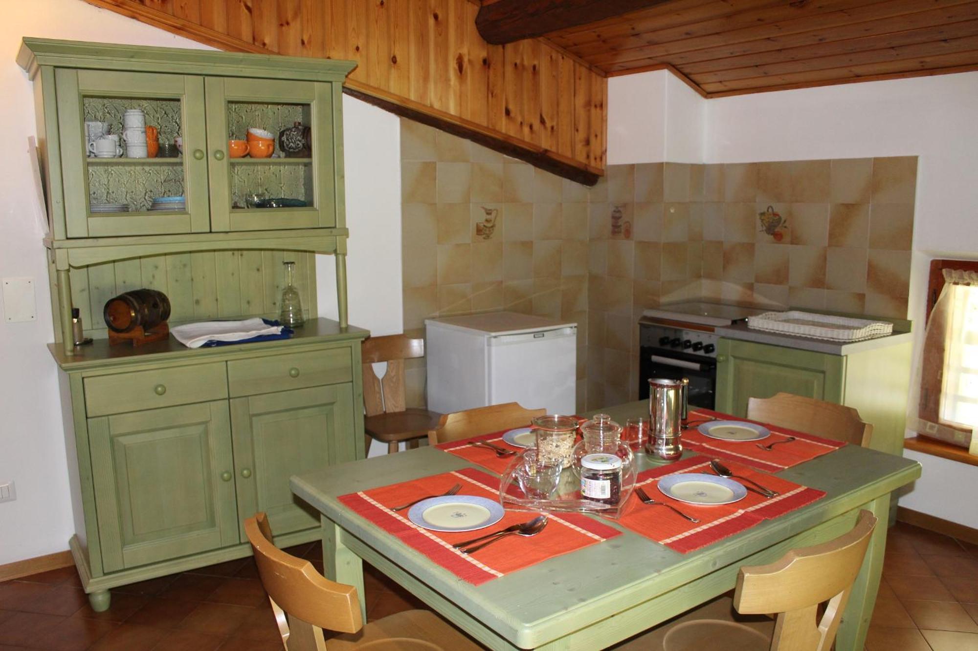 Tiarno di Sotto Residence Zecchini الغرفة الصورة